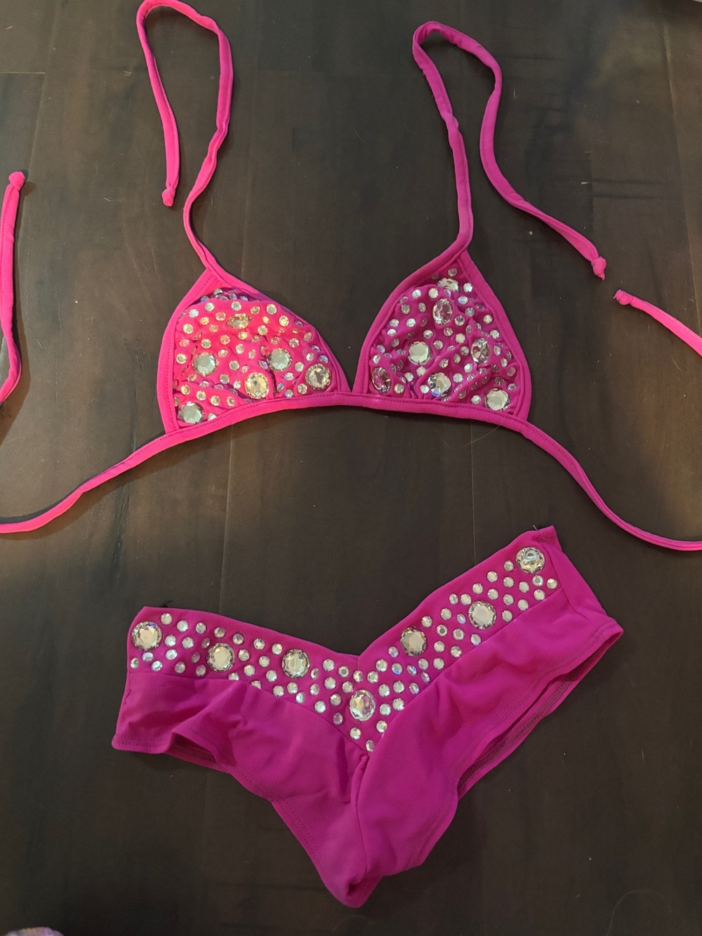 Pink rhinestone crystal posing rave festival dancer swimsuit size small NwoT